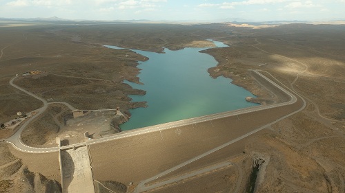 سد تنگوئیه سیرجان فقط ۱۰ درصد آب دارد