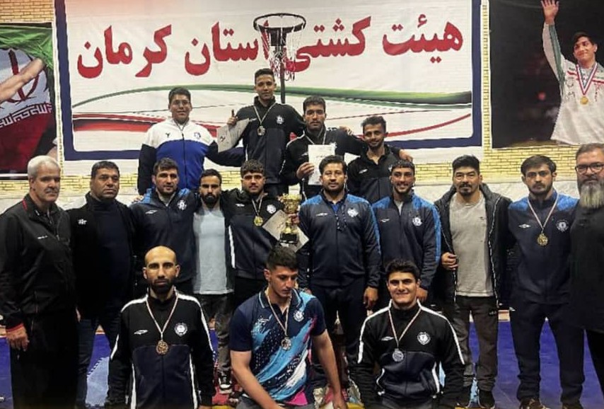 قهرمانی مقتدرانه فرنگی‌کاران گل‌گهر در کرمان