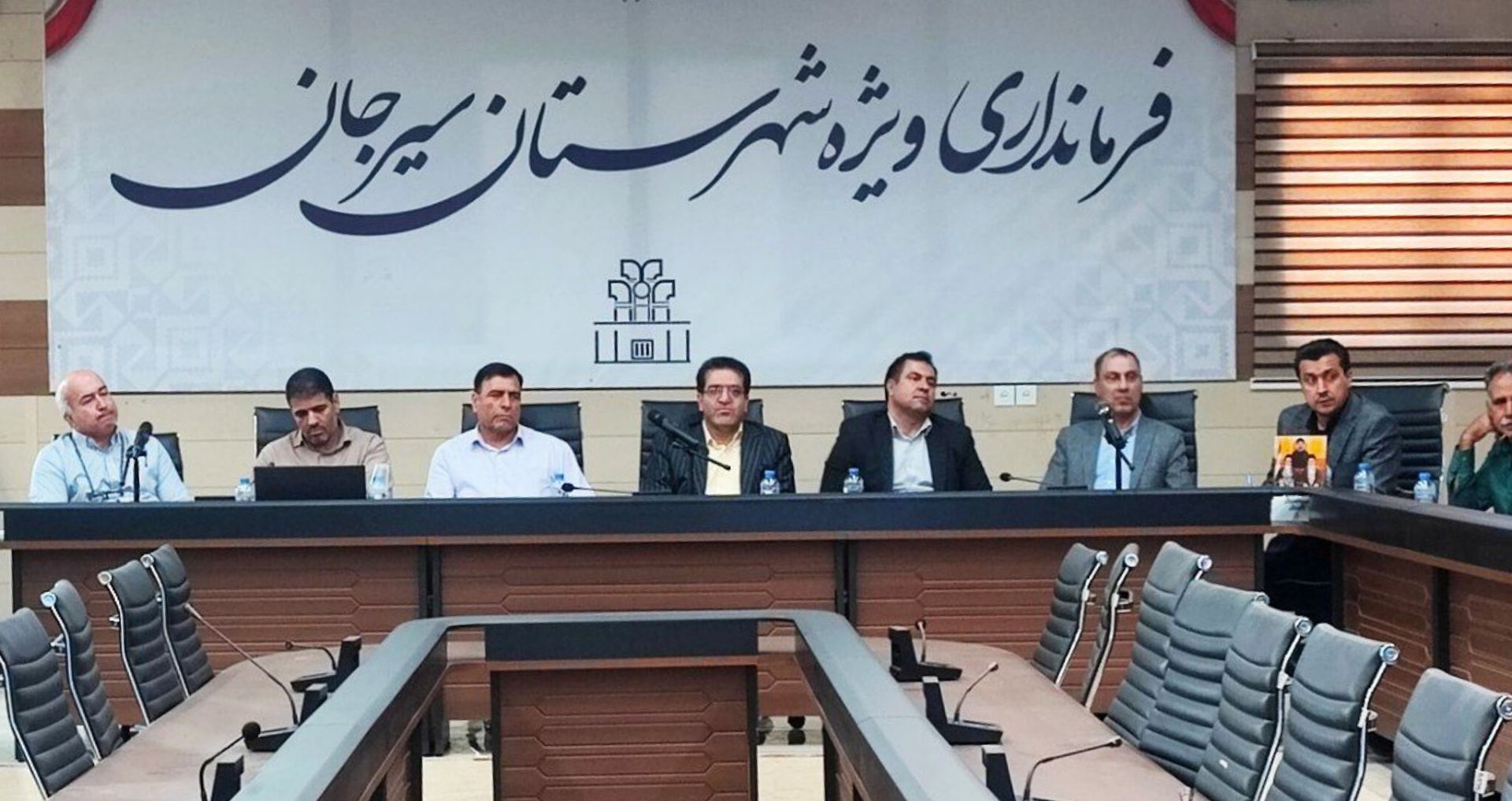 کاهش گره‌های ترافیکی در دستور کار شورا، شهرداری و نیروی انتظامی